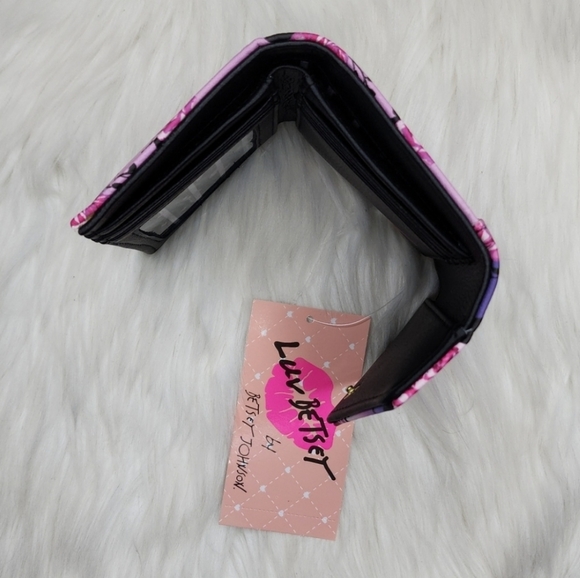 Betsey Johnson Luv Betsey Lbcash Wallet Midnight Roses Multi Color - Picture 14 of 16